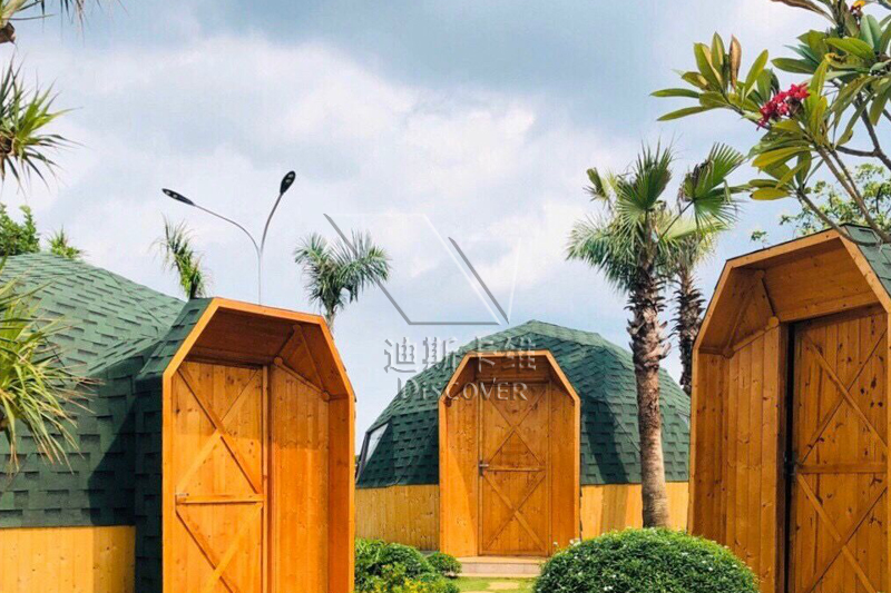 柔性瀝青瓦對(duì)比傳統(tǒng)瓦：輕盈柔韌，屋面裝修少受限！